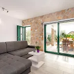 Romantic Oasis Villa *