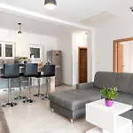Villa Romantic Oasis