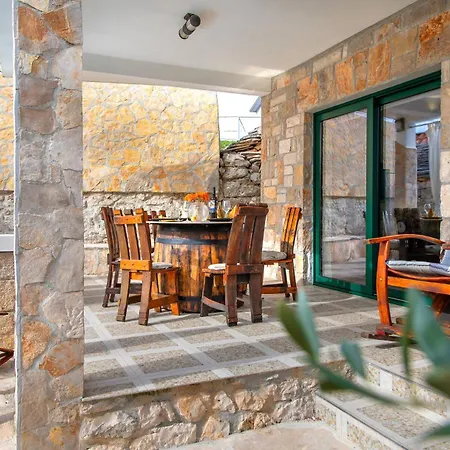 Villa Romantic Oasis *