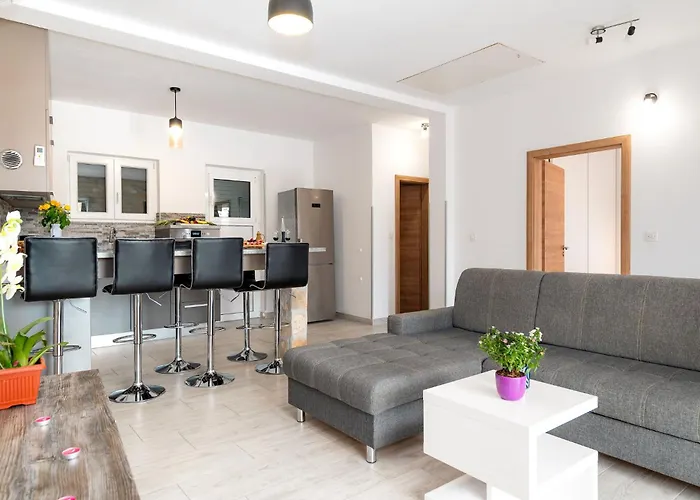 Villa Romantic Oasis